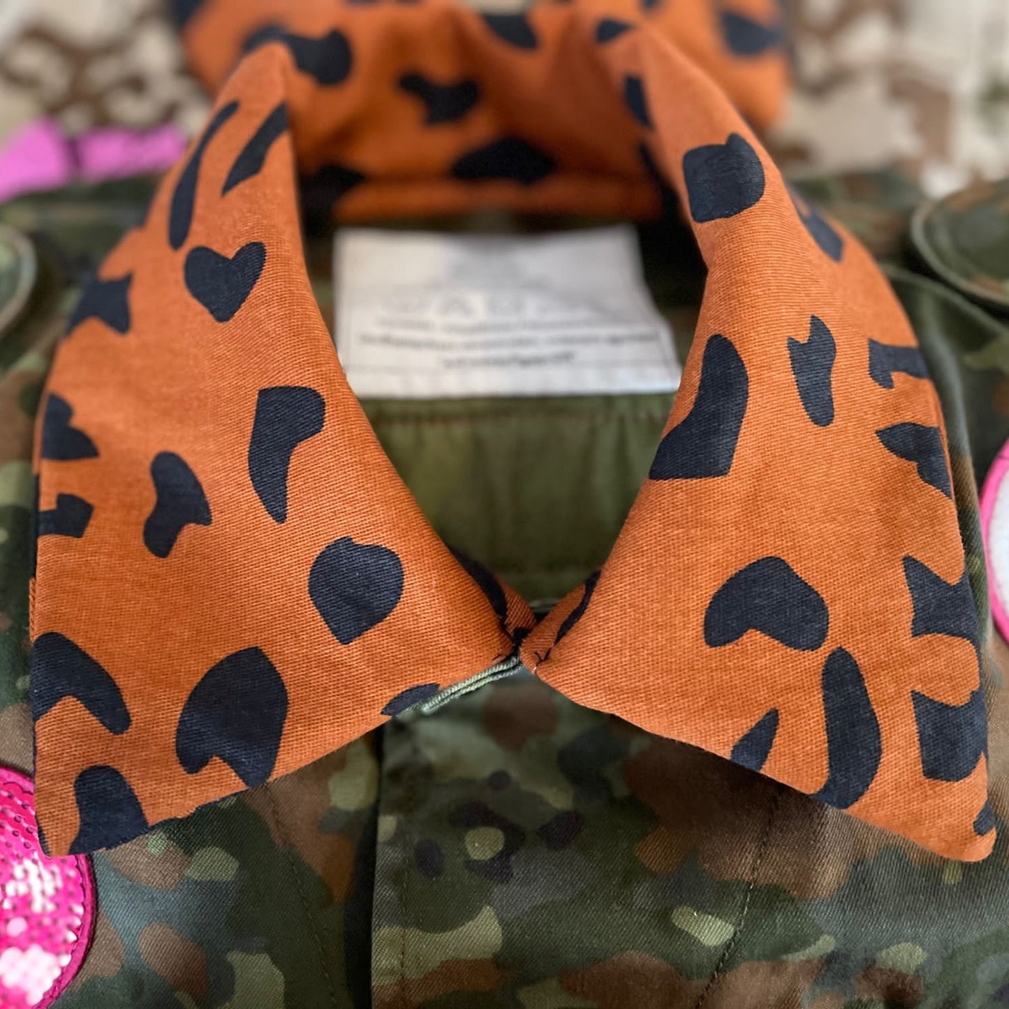 Pawtner Look - Jacke & Halstuch