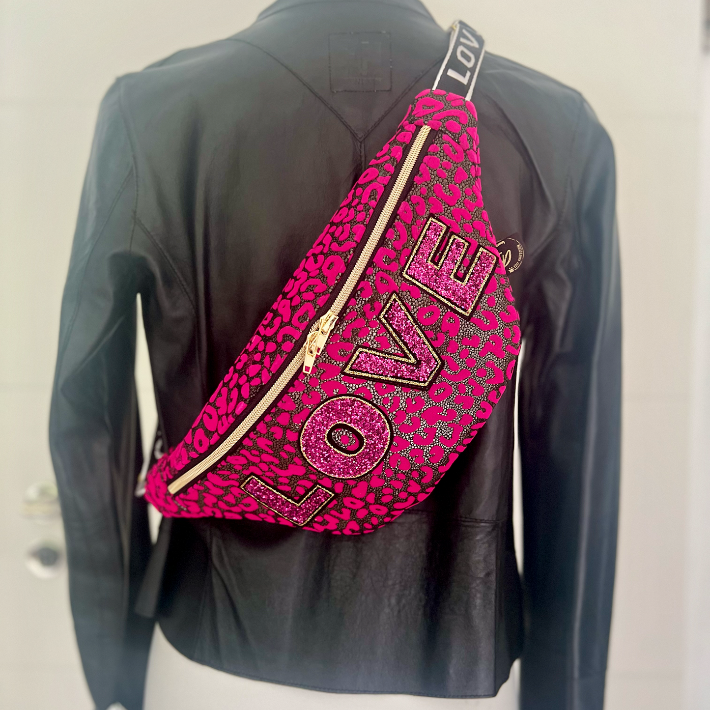 Gas Bag made of Leopard Outdoor Fabric Love Copper Webbing