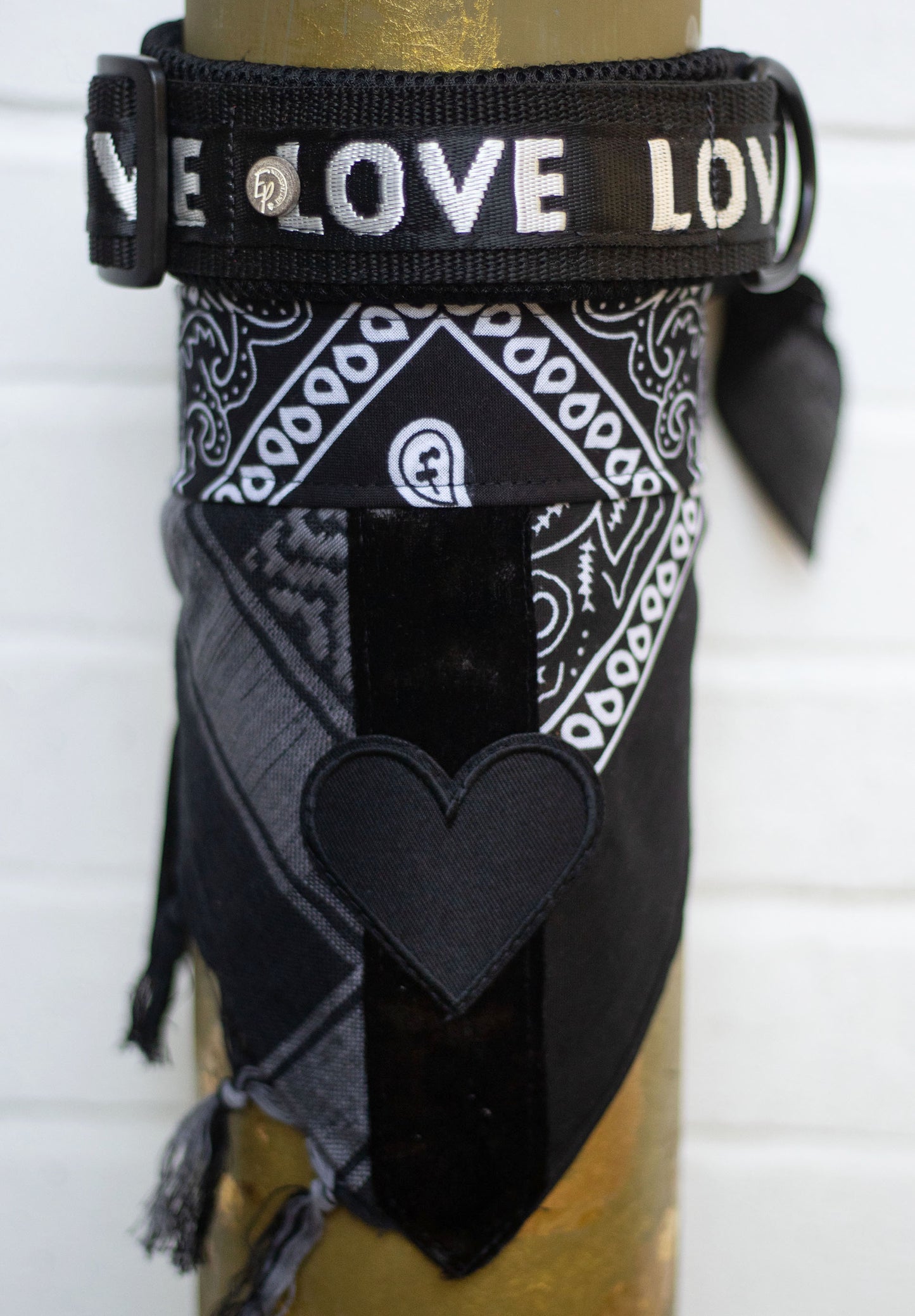 Poshy Paisley Bandana - Schwarz-PaliSchwarz-Herz